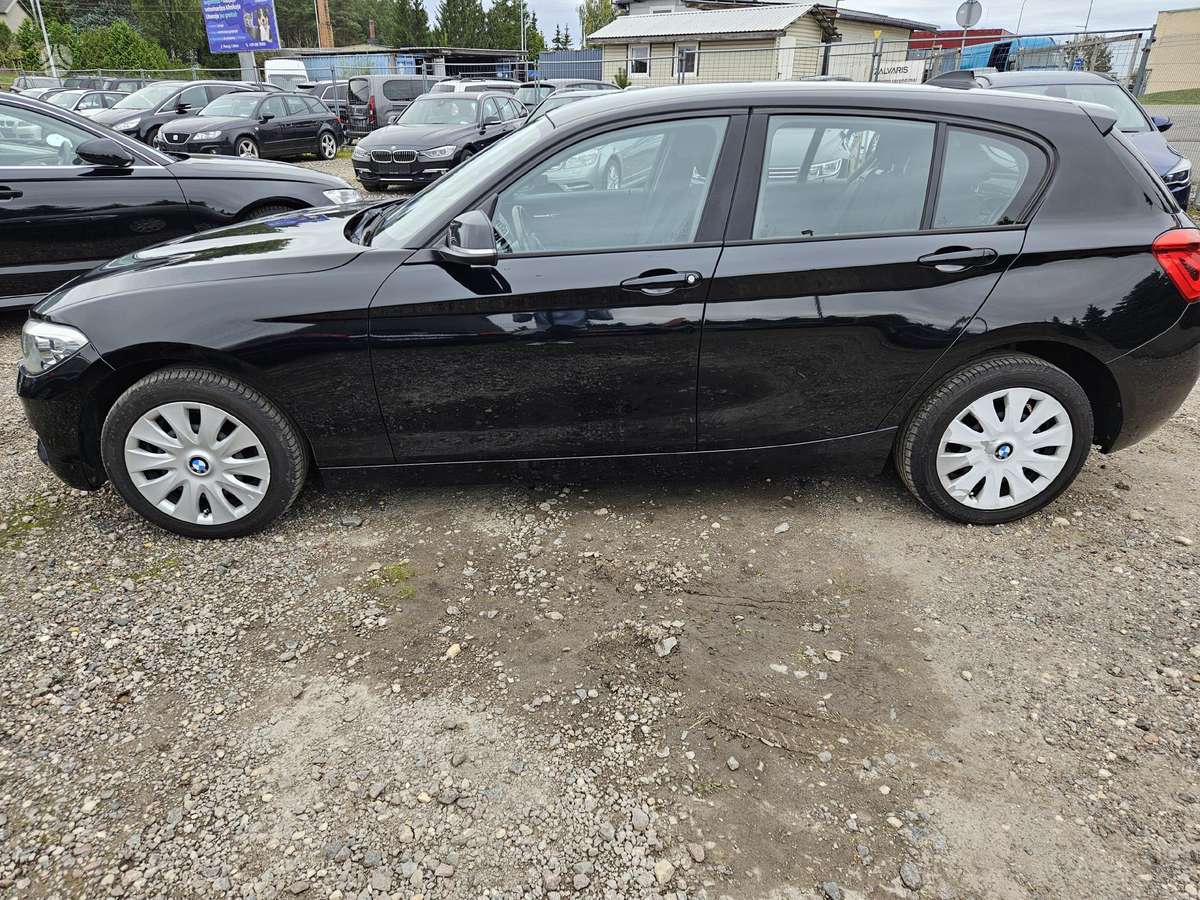 BMW 118, 1.5 l., Хэтчбек