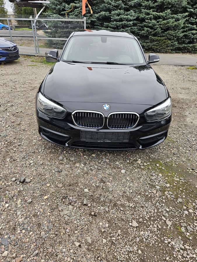 BMW 118, 1.5 l., Хэтчбек
