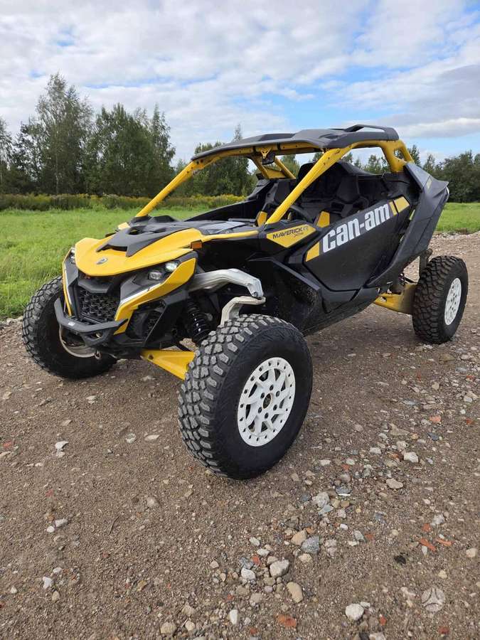 Can-Am Maverick, keturračiai
