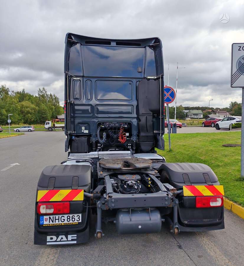 DAF 106 SSC Mega  TOP, 2 спальных места