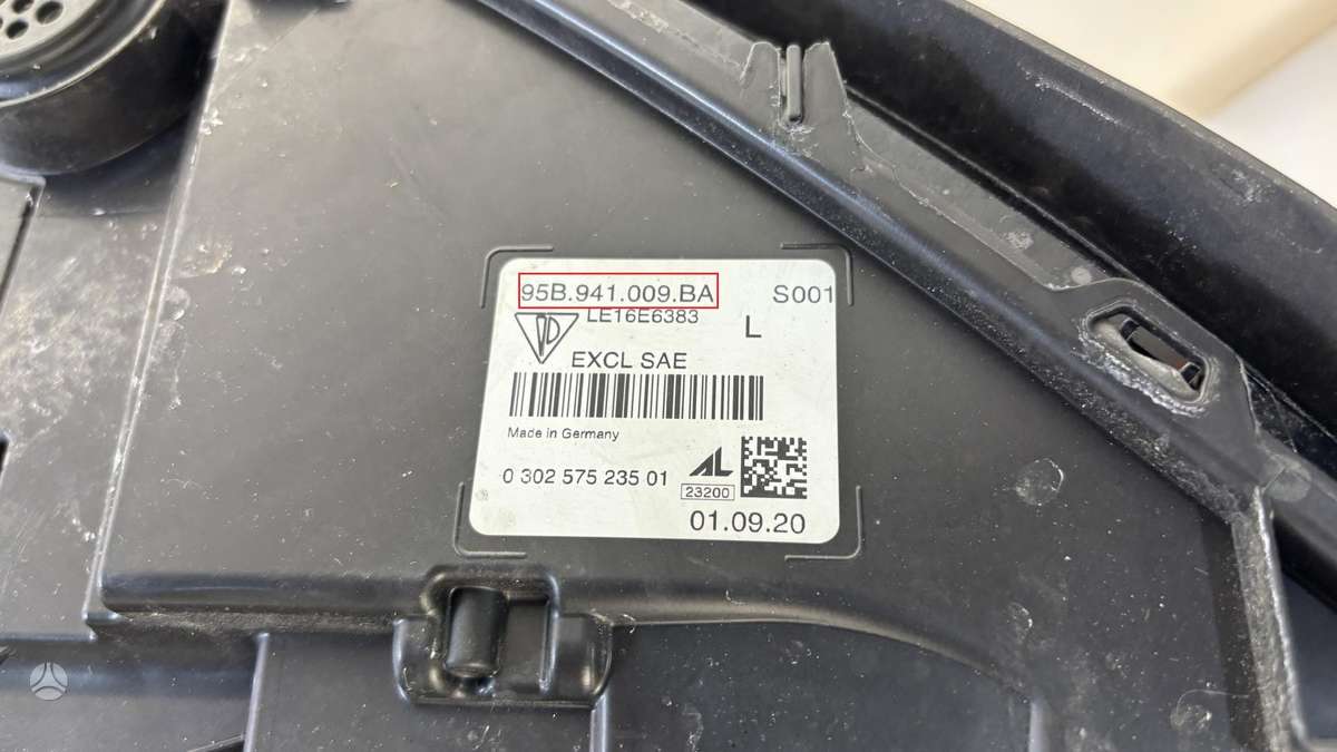 Porsche Macan, 95B941009BA, Cen28817