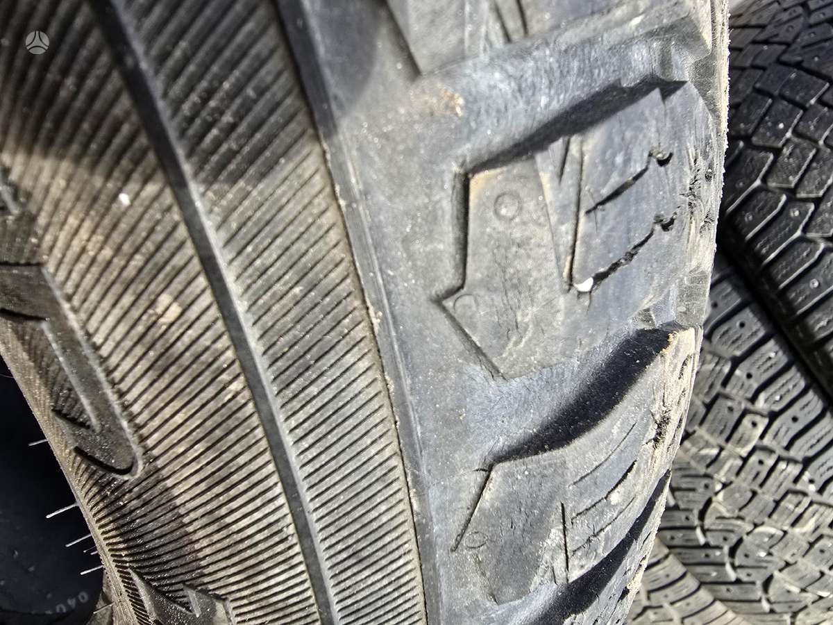 Nokian, žieminės 235/65 R17