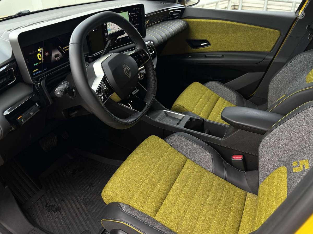 Renault 5 E-Tech, 52 кВт·ч, Хэтчбек
