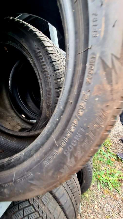 Bridgestone, winter 245/45 R18