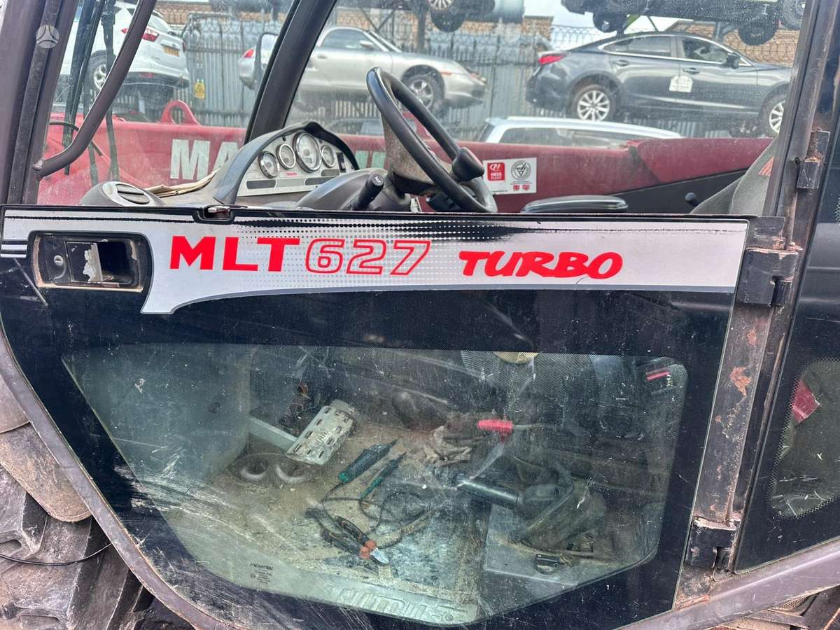 Manitou MLT 627, telescopic handler