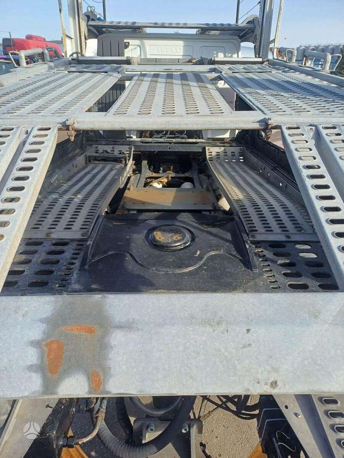 Iveco Lohr 2007, auto transporters