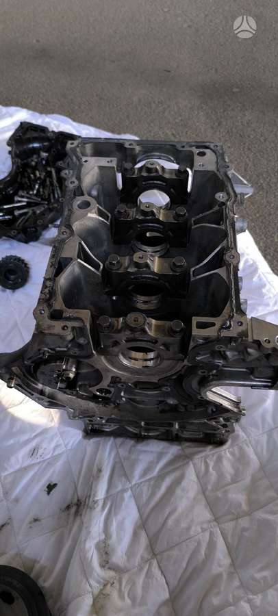 Opel Insignia engine parts