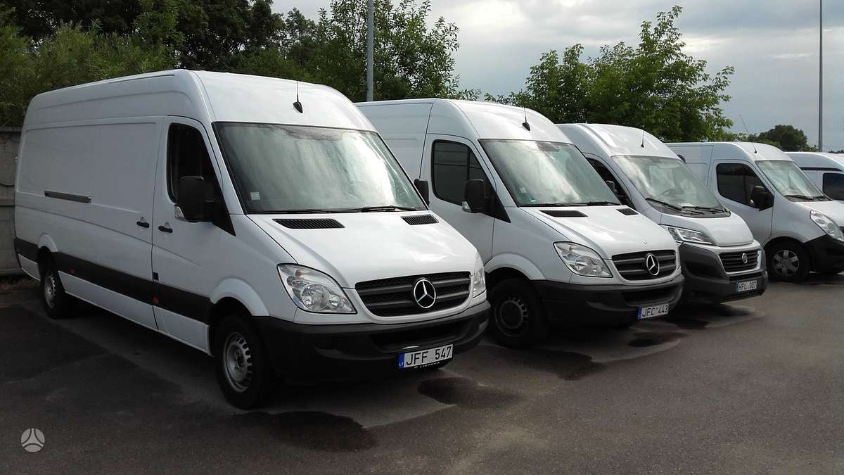 Ford Sprinter, грузовые микроавтобусы