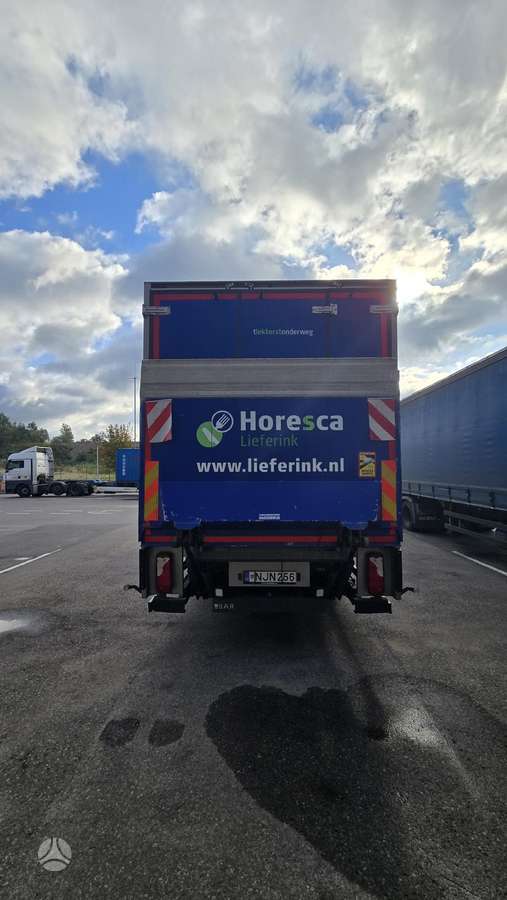 Scania P250, šaldytuvai