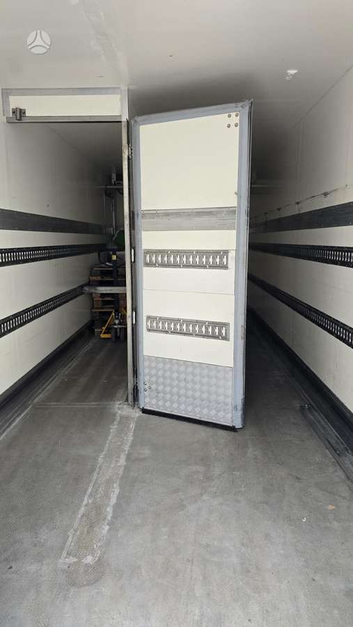 Scania P250, refrigerated trucks