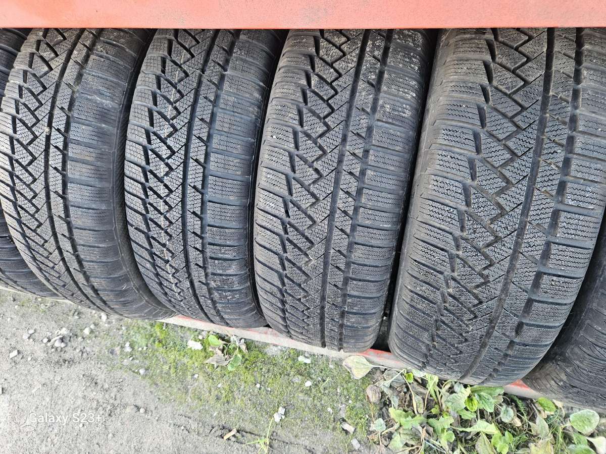 Continental, universalios 215/60 R18