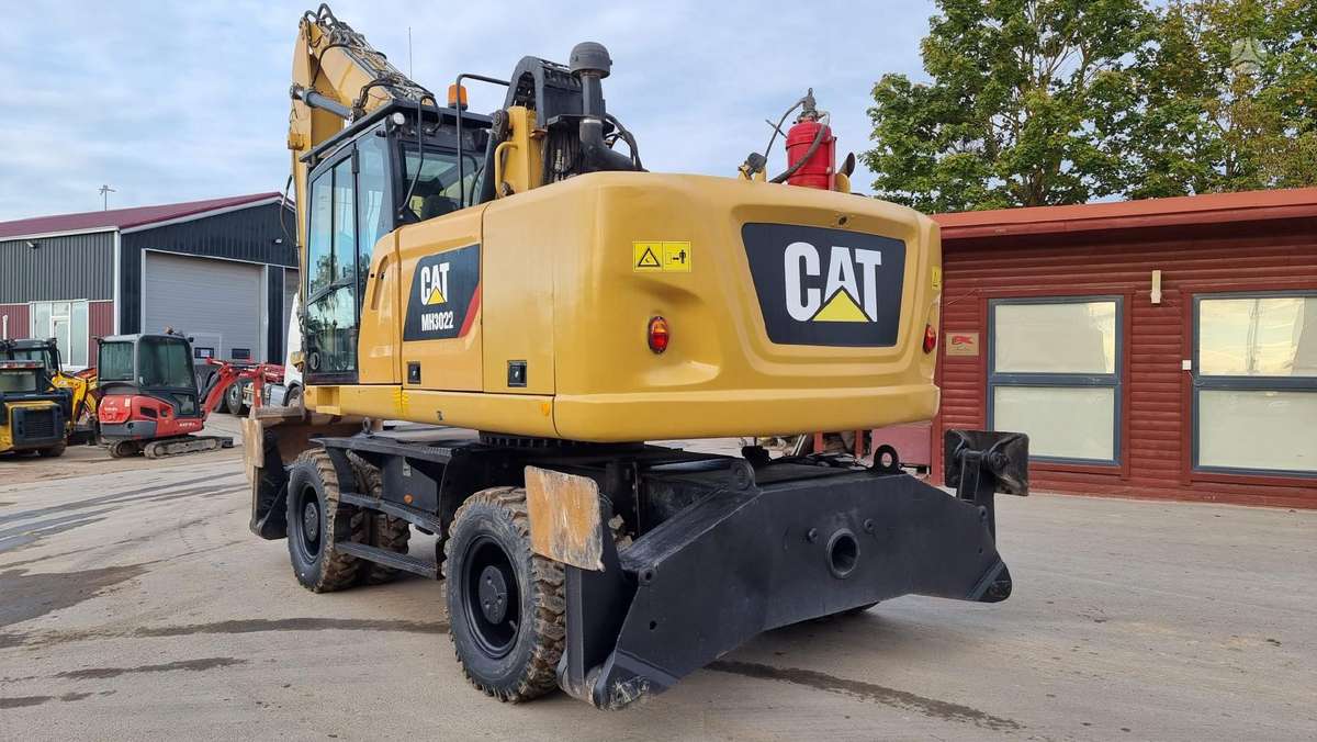 Caterpillar MH 3022, ekskavatori