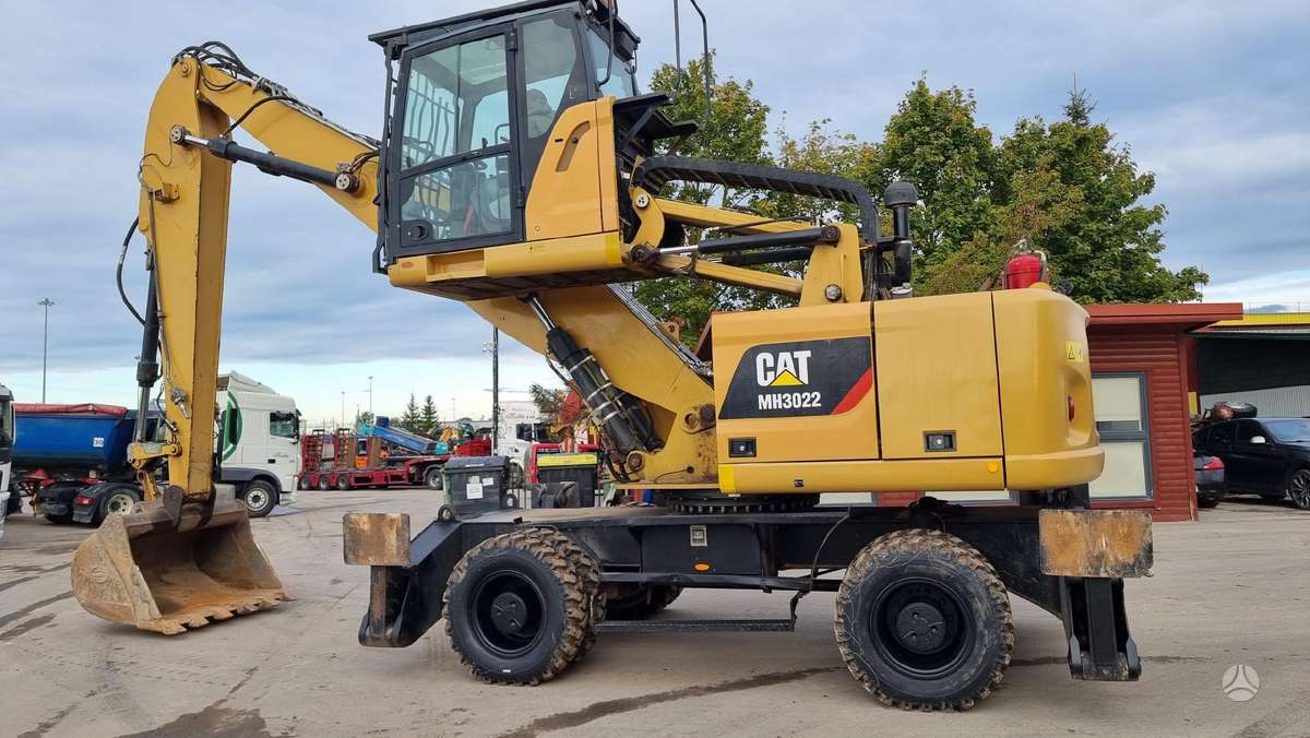 Caterpillar MH 3022, ekskavatori