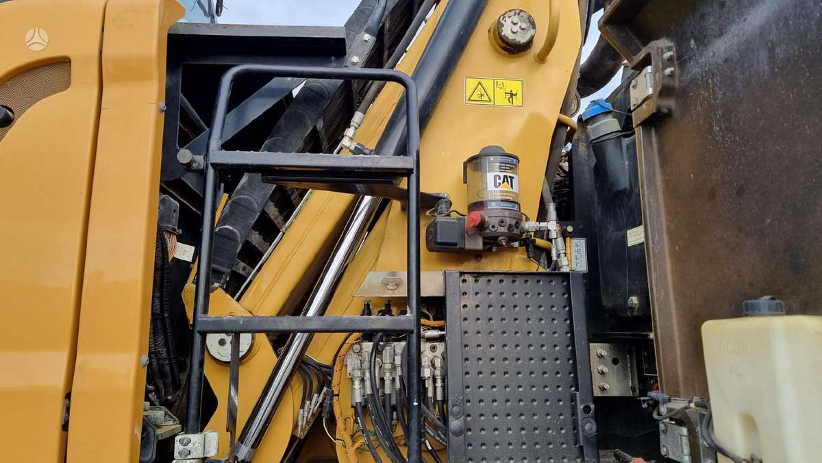 Caterpillar MH 3022, ekskavatori
