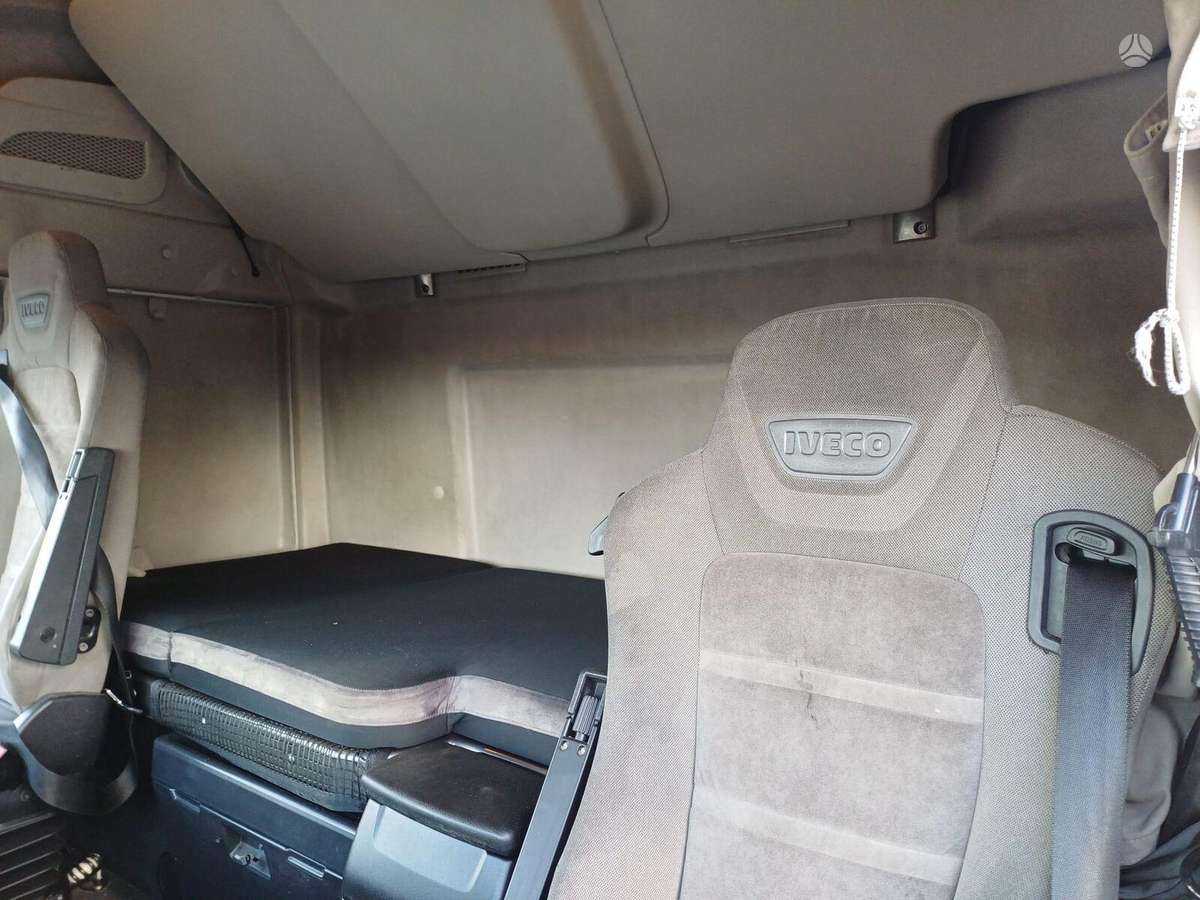 Iveco Rolfo 2015, автовозы