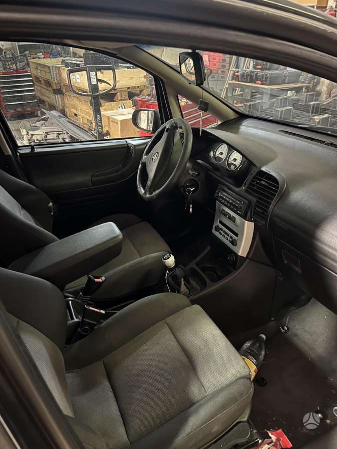 Opel Zafira