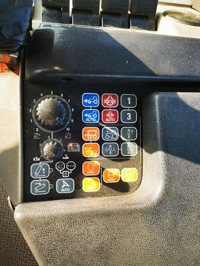 Case Magnum 290, tractors
