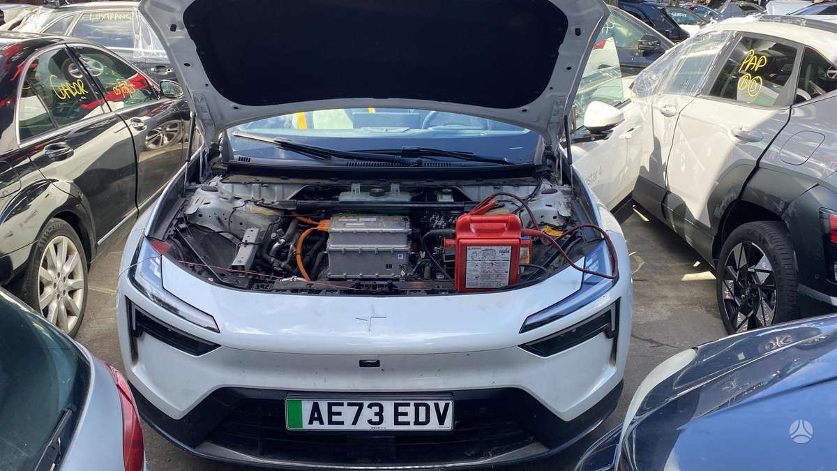 Polestar 4 for parts