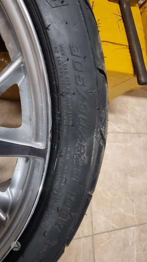 Chevrolet C8, light alloy, R20