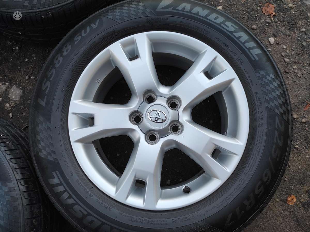 Toyota, lengvojo lydinio, R17