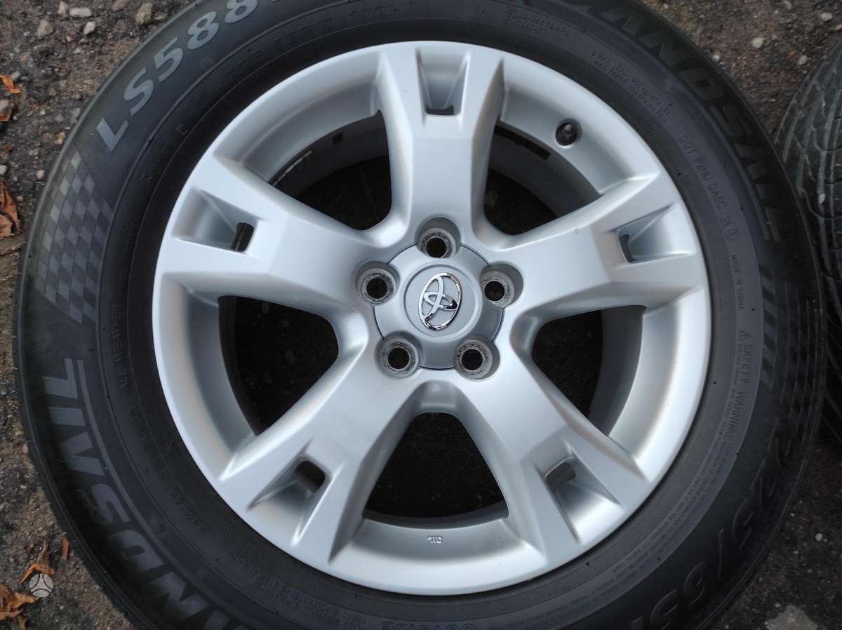 Toyota, lengvojo lydinio, R17