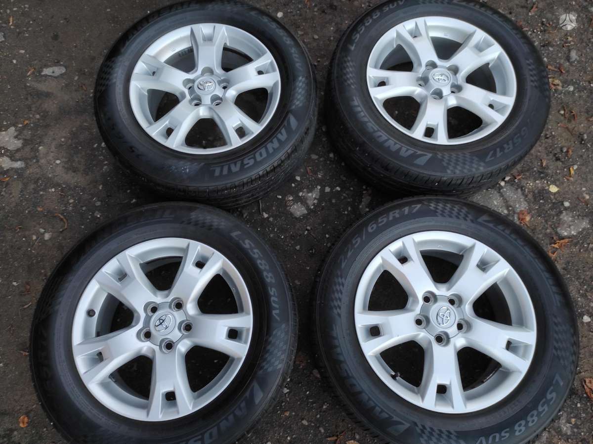 Toyota, lengvojo lydinio, R17