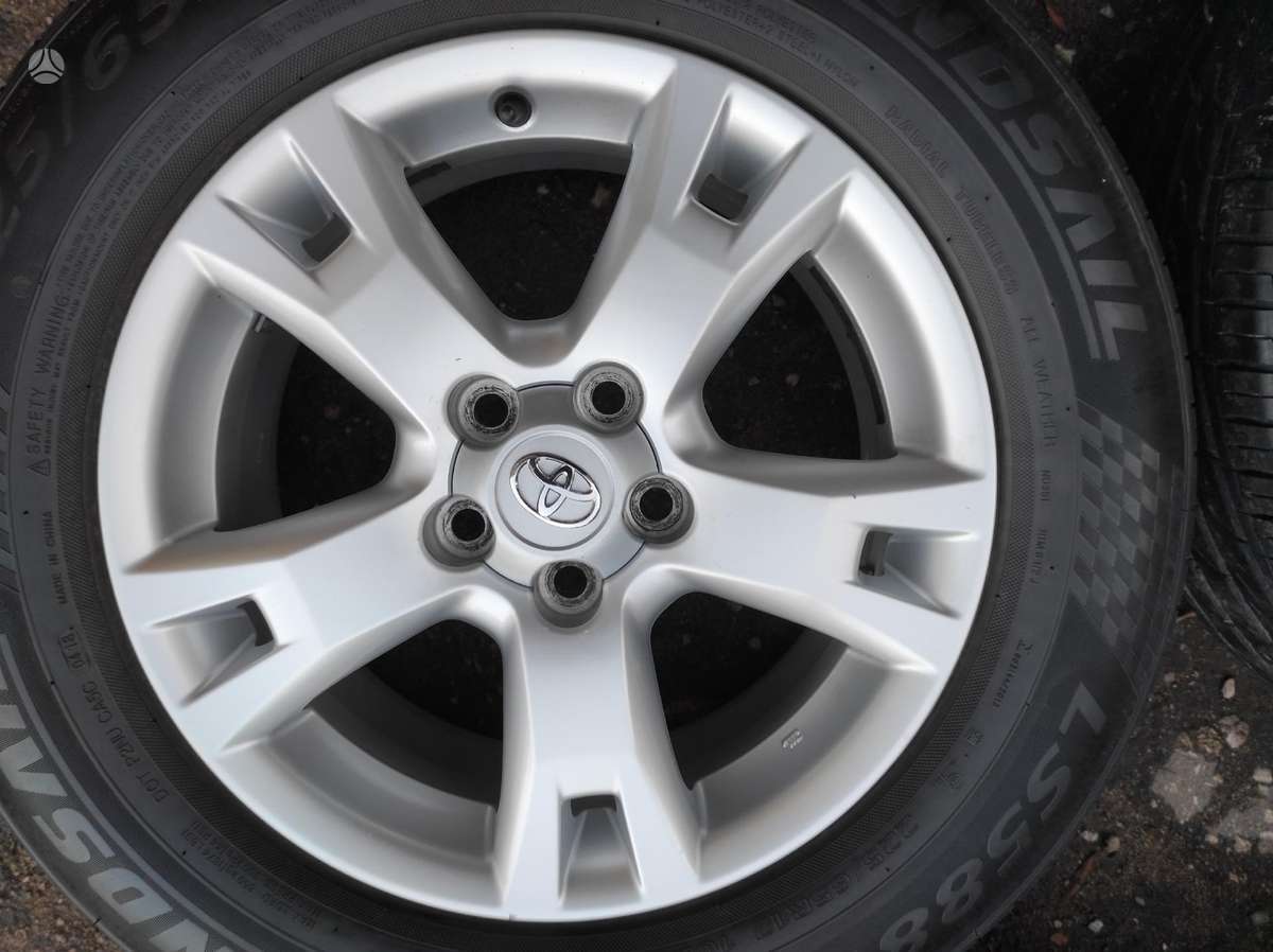 Toyota, lengvojo lydinio, R17