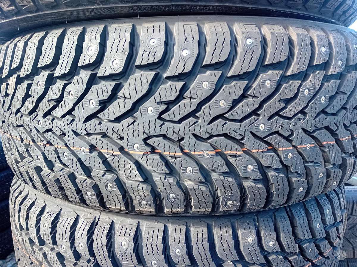 Nokian, winter 215/60 R16