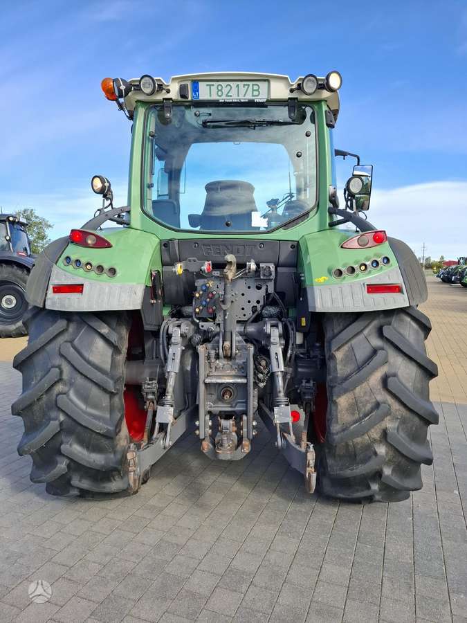 Fendt 516 Vario, traktoriai
