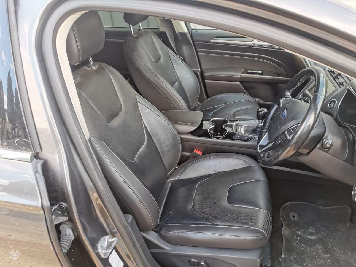 Ford Mondeo dalimis