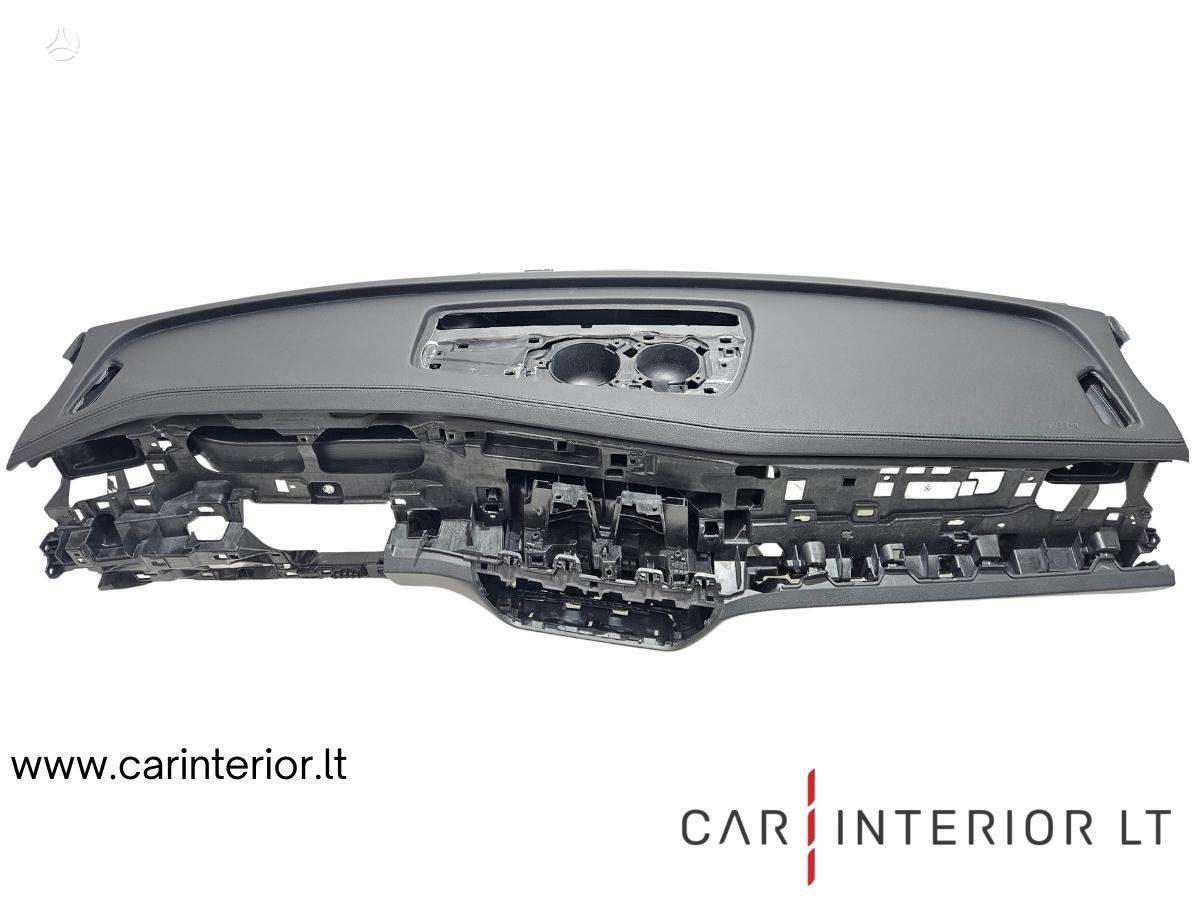 Volkswagen Passat salono detalės