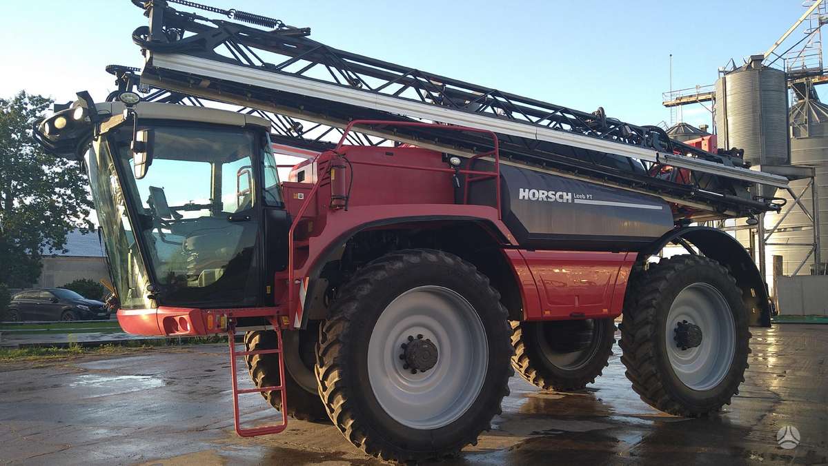 Horsch LEEB 8 285 PT, самоходные разбрызгиватели