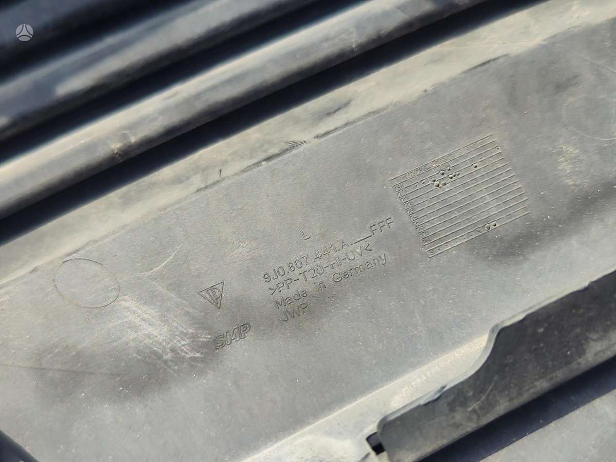 Porsche Taycan, 9J0807129