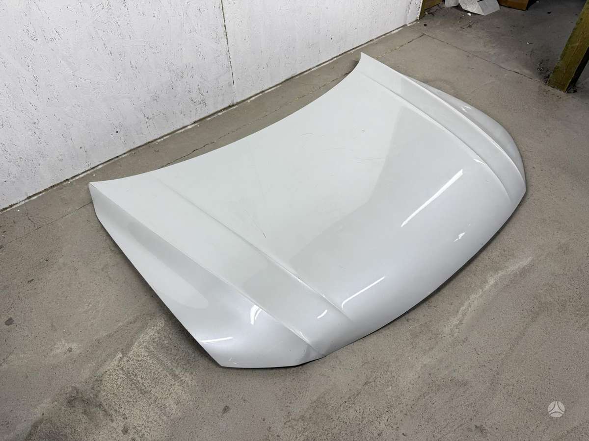 Volkswagen Tiguan hood (front, rear)