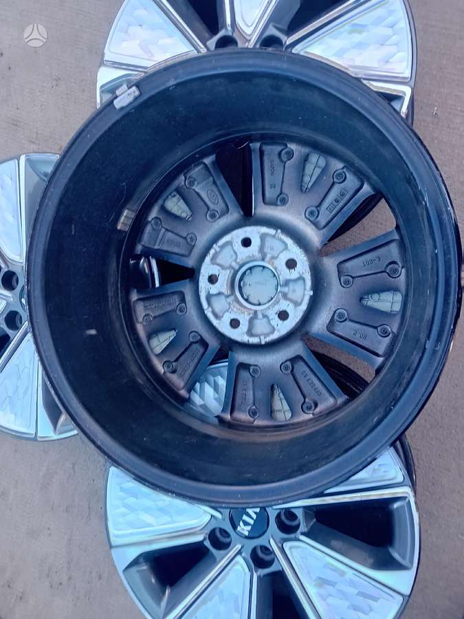 KIA, lengvojo lydinio, R17