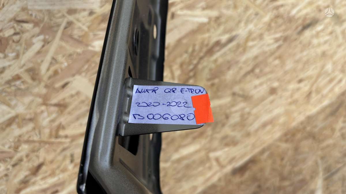 Audi Q8 e-tron Cen28628