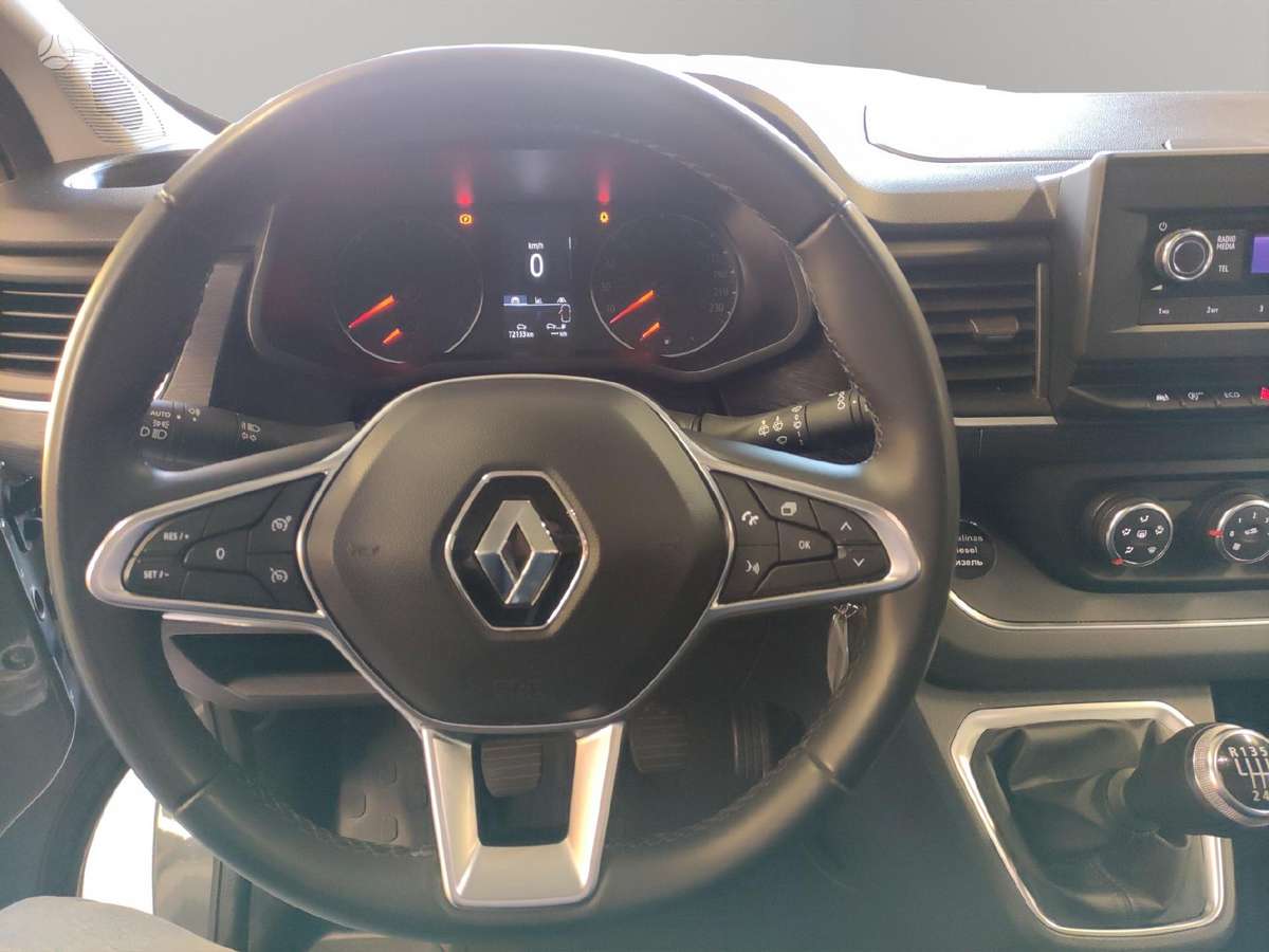 Renault Trafic - 9
