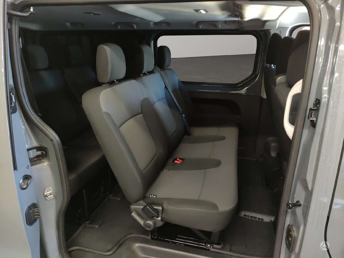 Renault Trafic - 12