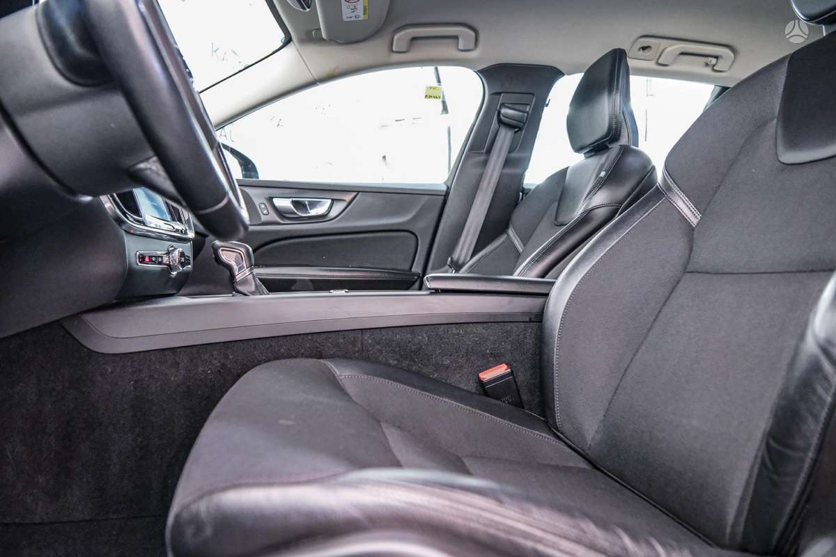 Volvo V60, 2.0 l., Универсал
