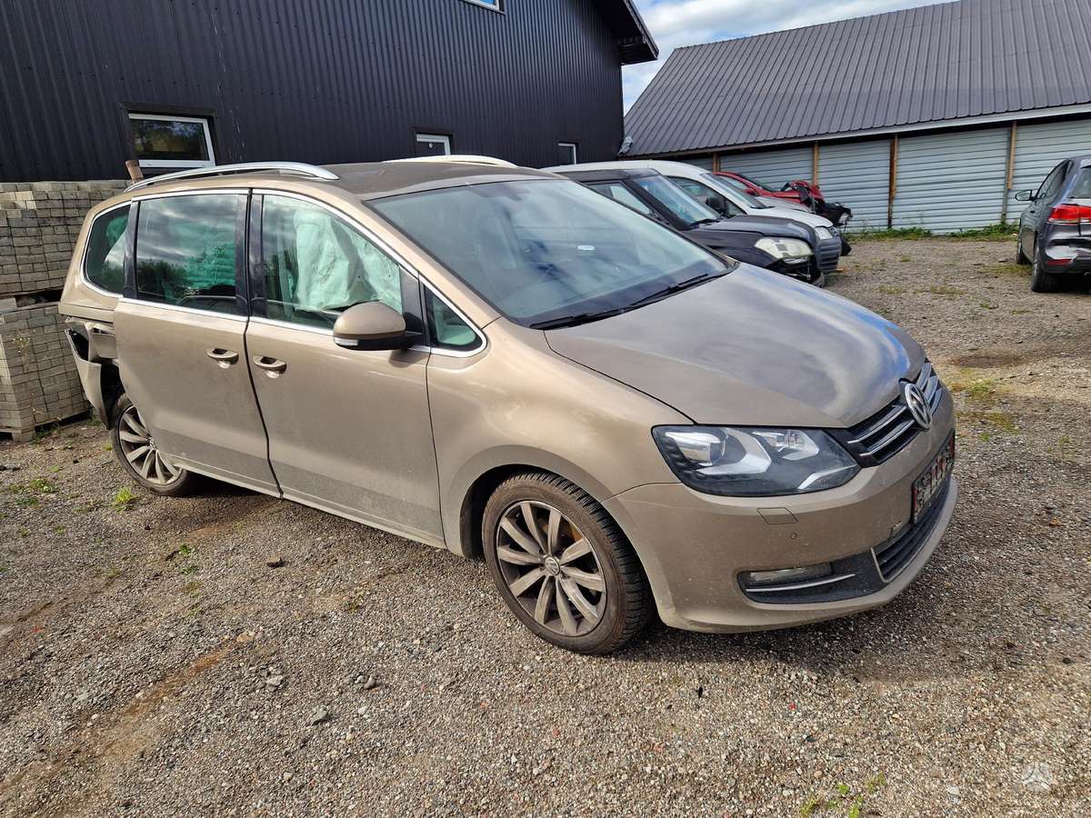 Volkswagen Sharan for parts
