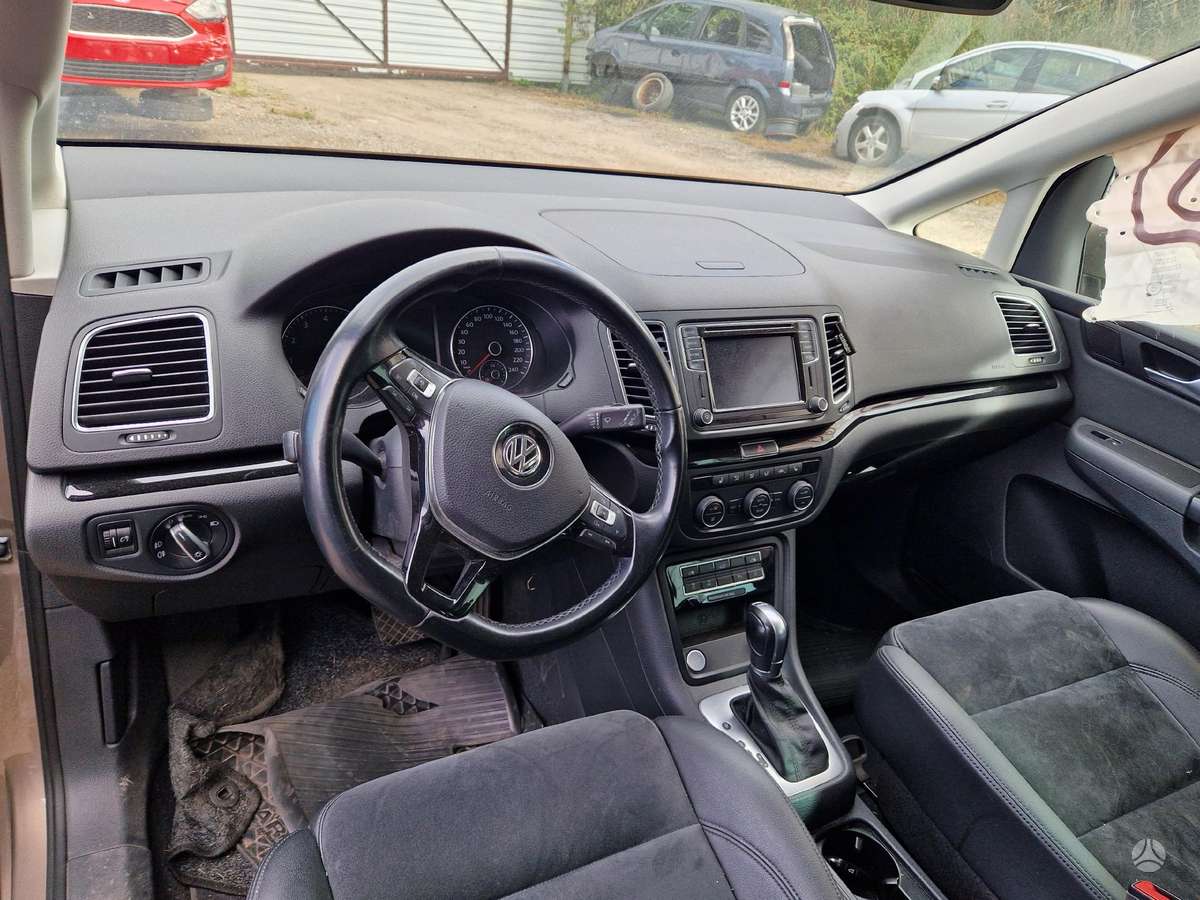 Volkswagen Sharan dalimis