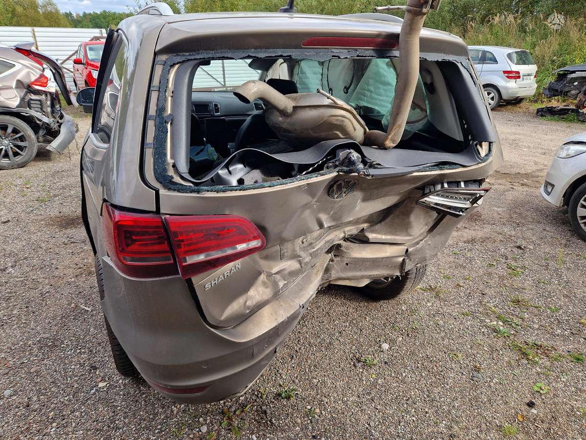 Volkswagen Sharan for parts