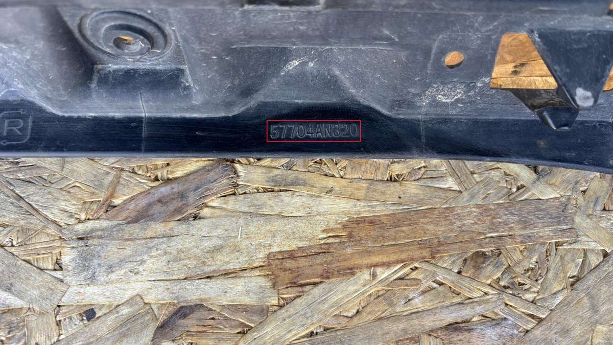 Subaru Outback, 57704AN320, Cen28802
