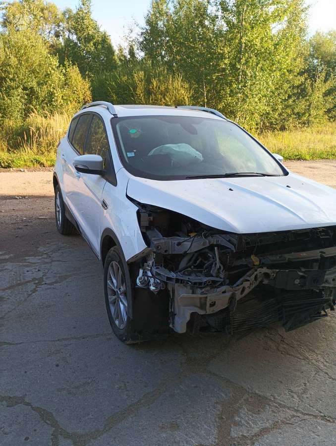 Ford Kuga по частям