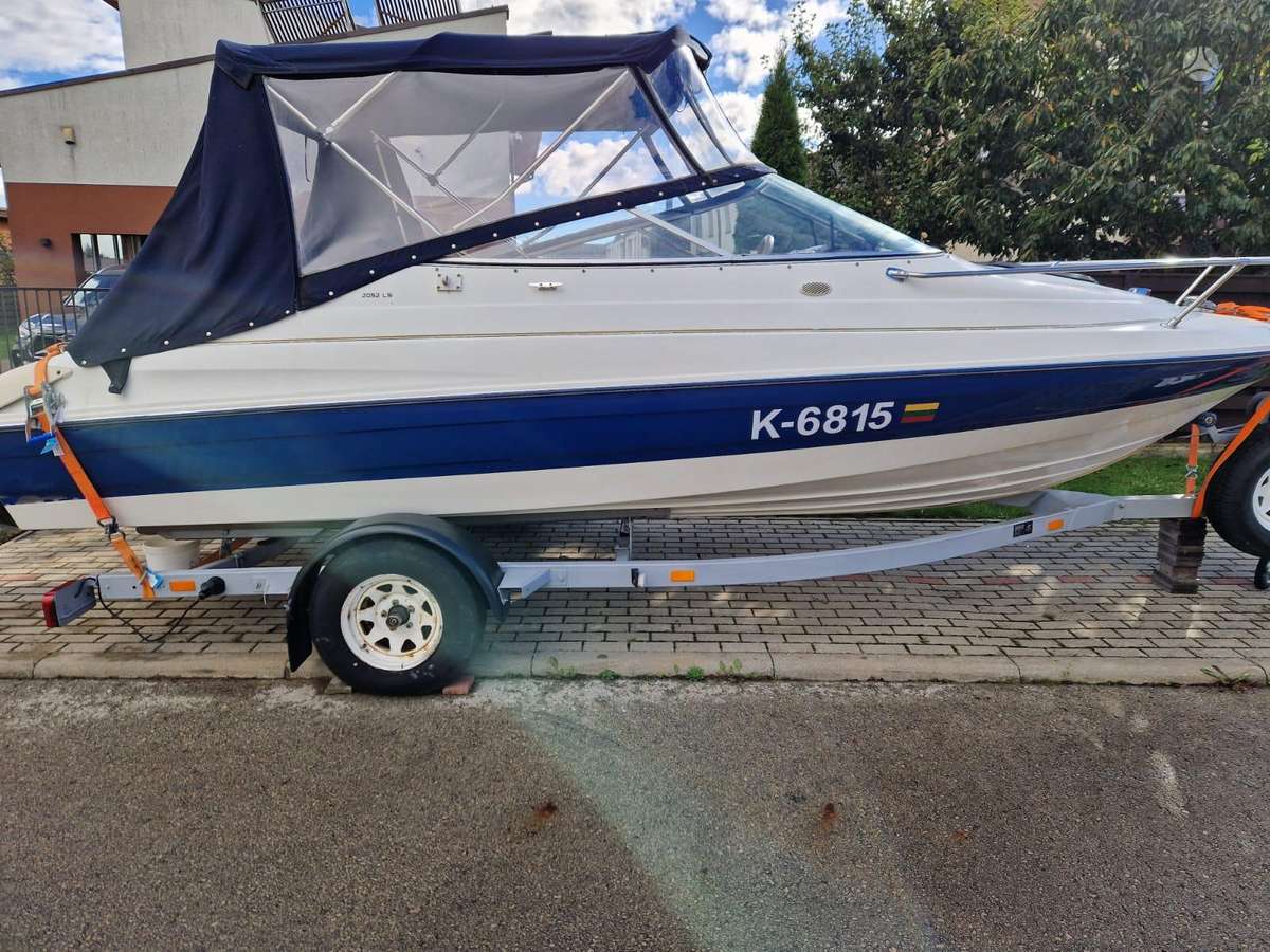 Bayliner Capri 2052 LS, yachts / cruisers