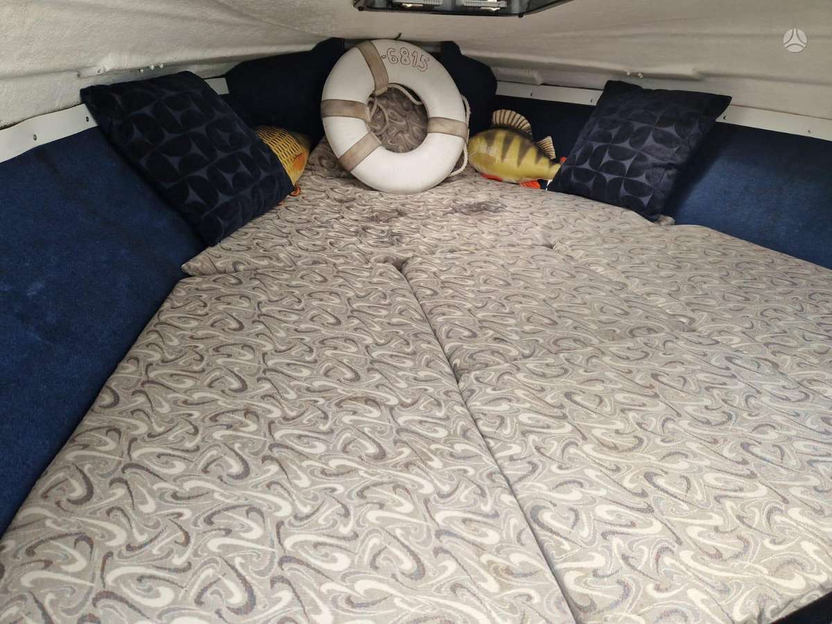Bayliner Capri 2052 LS, yachts / cruisers