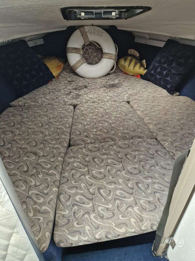 Bayliner Capri 2052 LS, yachts / cruisers