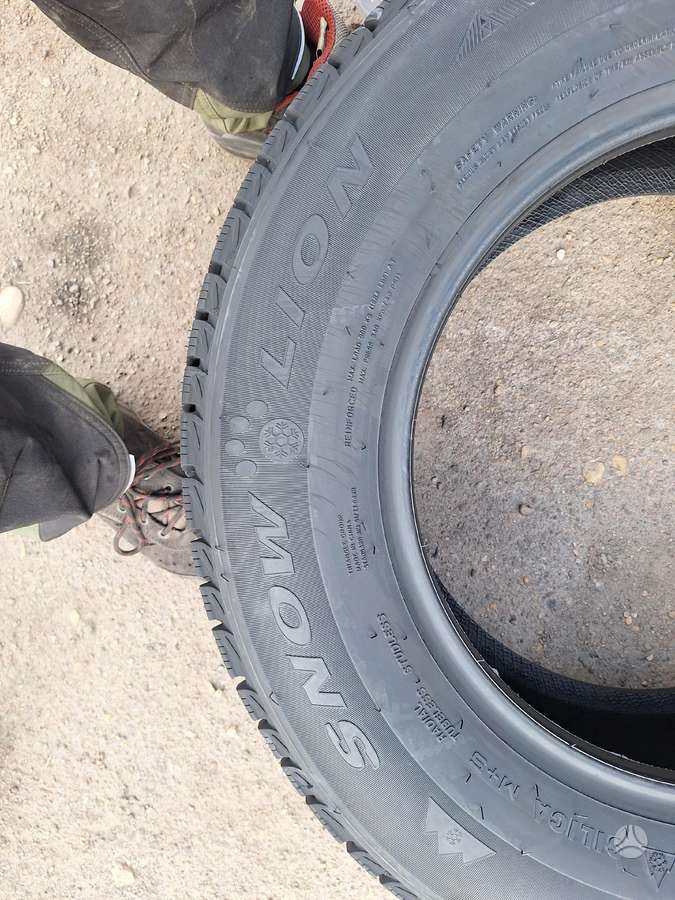 Triangle, winter 215/70 R16