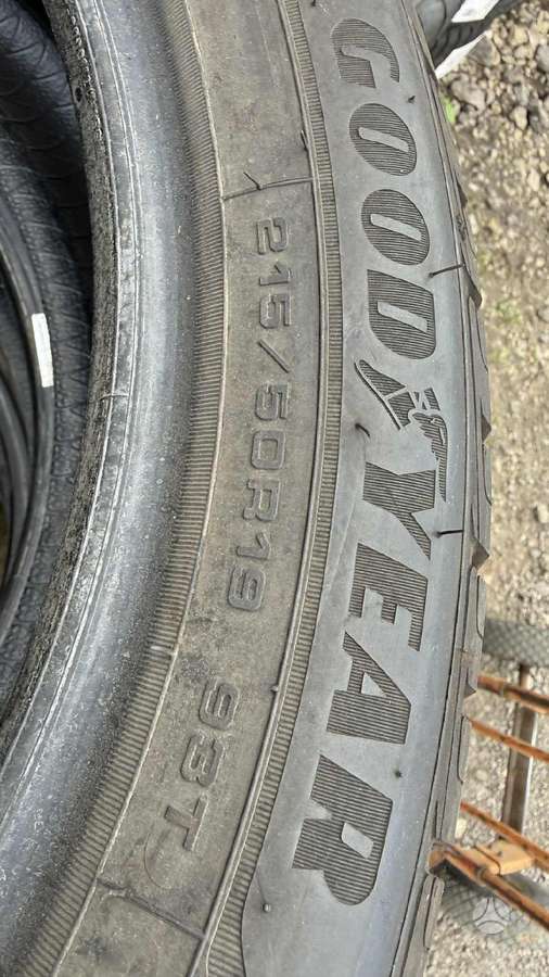 Goodyear, winter 215/50 R19