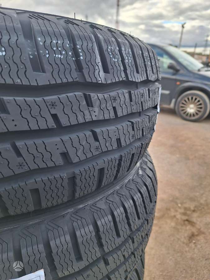 Sailun, žieminės 215/65 R16